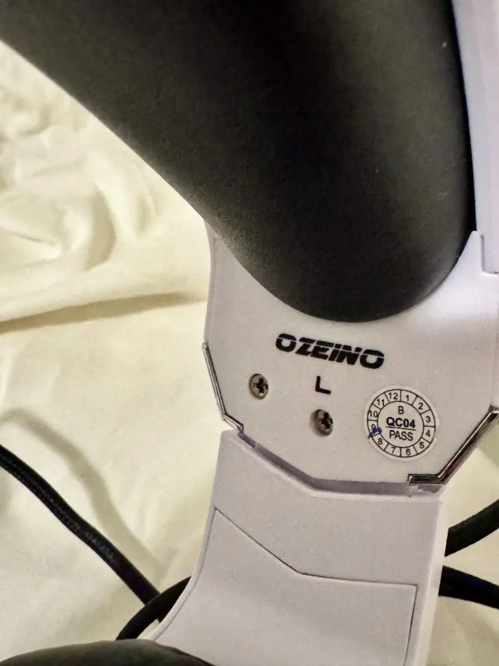 Ozeino ZW1 White Wired Gaming Headset with Mic & Inline Controls (3.5mm / USB)